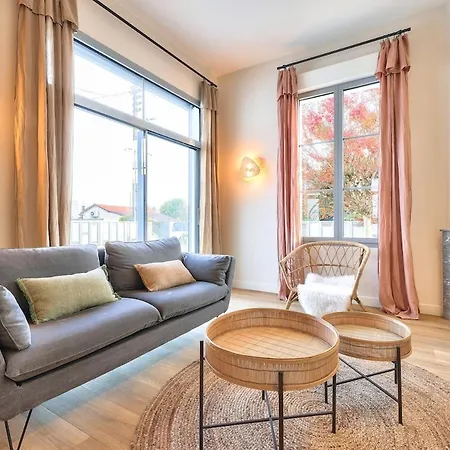 Maison Type Archonnaise Rénovée à Proximité De Bordeaux Villa *