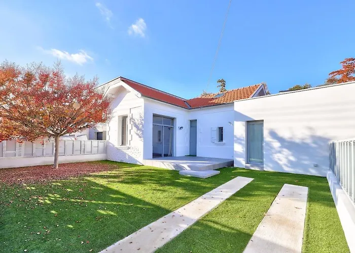 Maison Type Archonnaise Renovee A Proximite De Bordeaux *