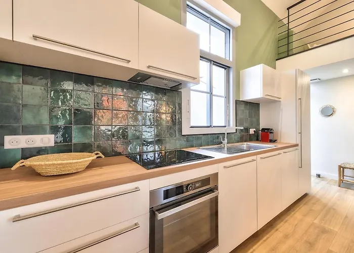 Maison Type Archonnaise Renovee A Proximite De Bordeaux * Merignac (Gironde)