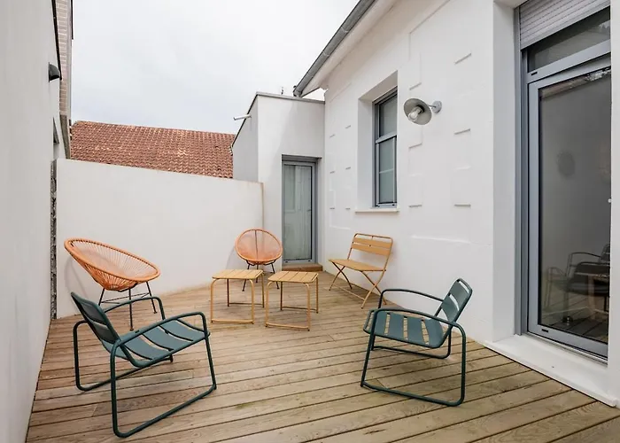 Villa Maison Type Archonnaise Renovee A Proximite De Bordeaux Merignac (Gironde)